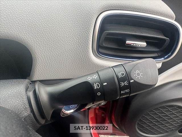 Toyota PRIUS 2016-07 283049-26