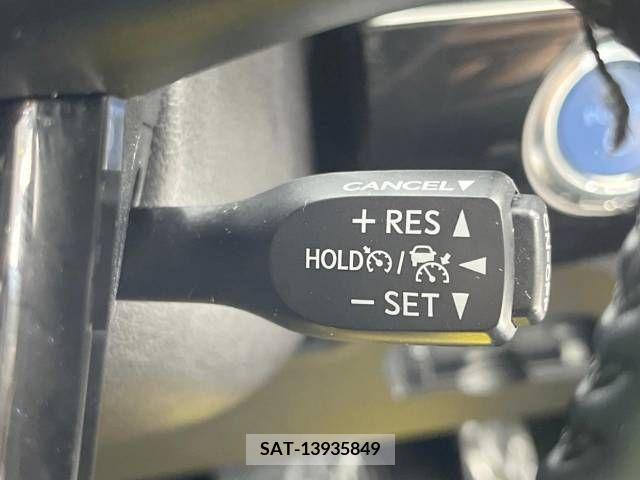 Toyota PRIUS 2021-03 336598-6