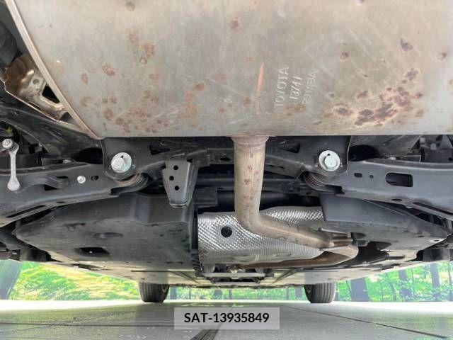 Toyota PRIUS 2021-03 336598-19