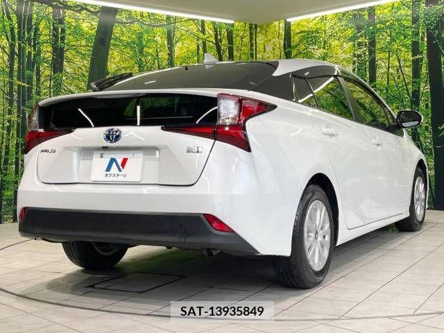 Toyota PRIUS 2021-03 336598-17