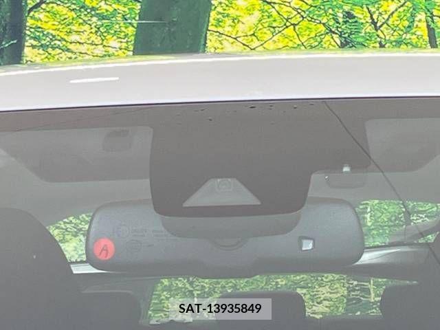 Toyota PRIUS 2021-03 336598-2