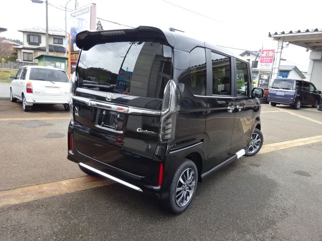 Honda N BOX CUSTOM 2023-09 196233-2