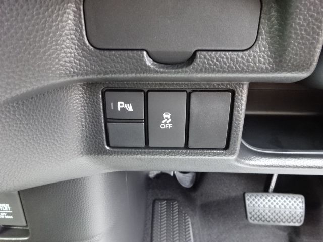 Honda N BOX CUSTOM 2023-09 196233-12