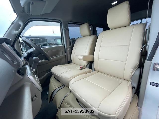 Mitsubishi TOWN BOX 2023-06 369626-12