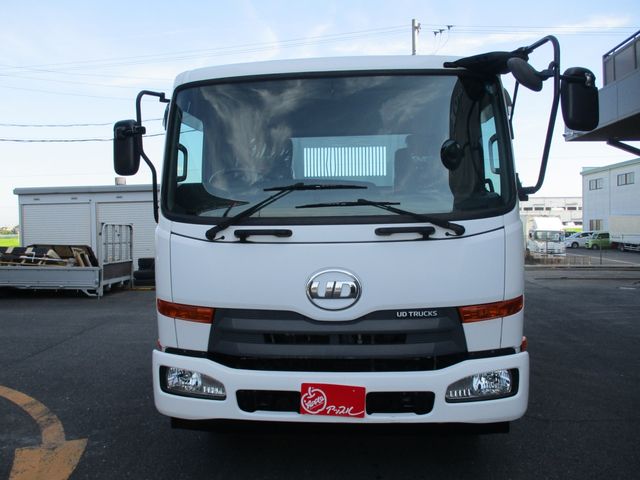 Nissan CONDOR 2017-08 9421-9
