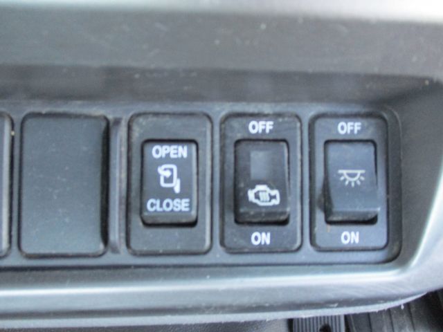 Nissan CONDOR 2017-08 9421-17