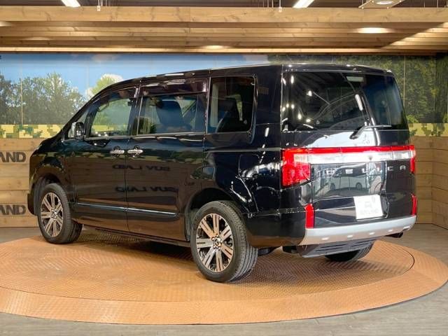 Mitsubishi DELICA D5 2022-05 196515-18