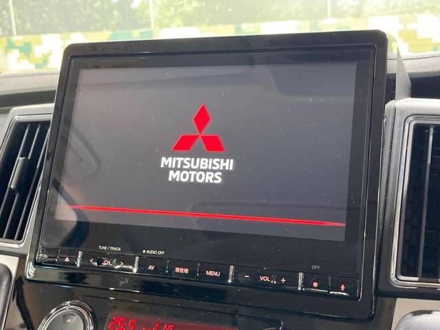 Mitsubishi DELICA D5 2022-05 196515-3