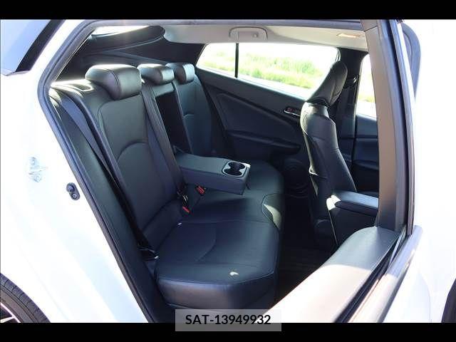 Toyota PRIUS 2019-04 393418-14