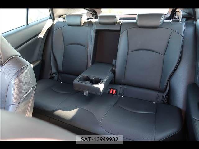 Toyota PRIUS 2019-04 393418-24