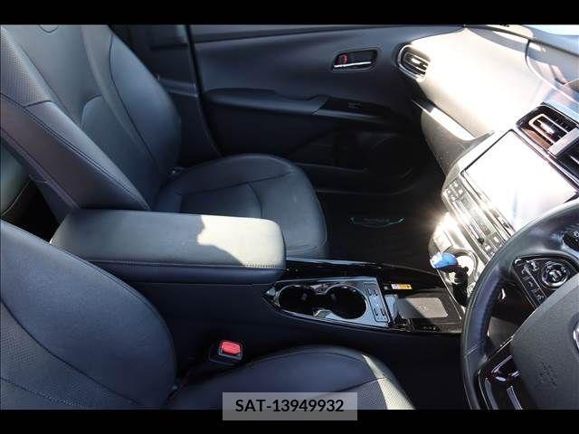 Toyota PRIUS 2019-04 393418-11
