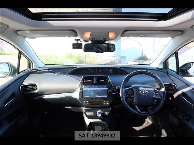 Toyota PRIUS 2019-04 393418-8