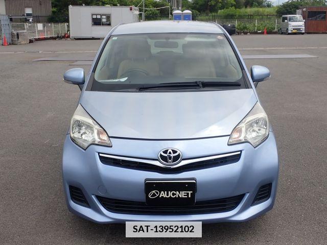 Toyota RACTIS 2012-12 345023-4