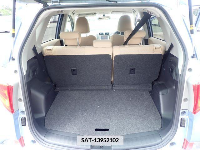 Toyota RACTIS 2012-12 345023-23