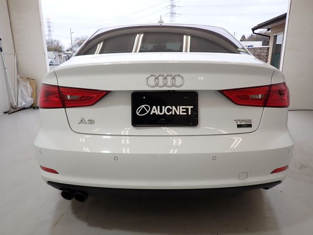 Audi A3 SEDAN 2015-02 190341-3
