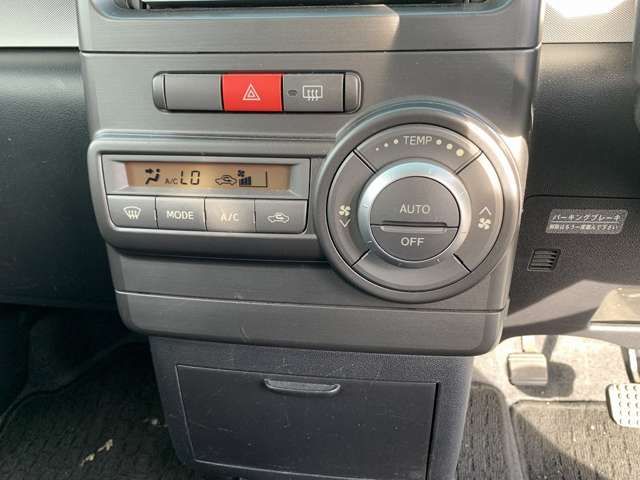 Daihatsu MOVE CONTE 2013-03 11524-14