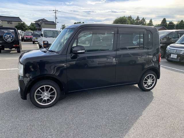 Daihatsu MOVE CONTE 2013-03 11524-3