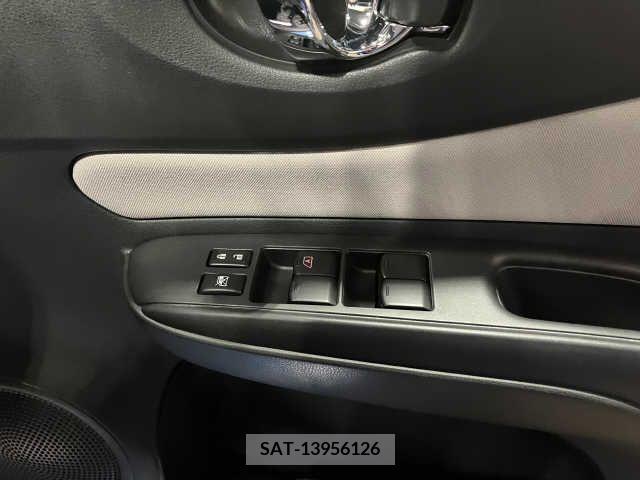 Nissan NOTE 2019-05 316072-8