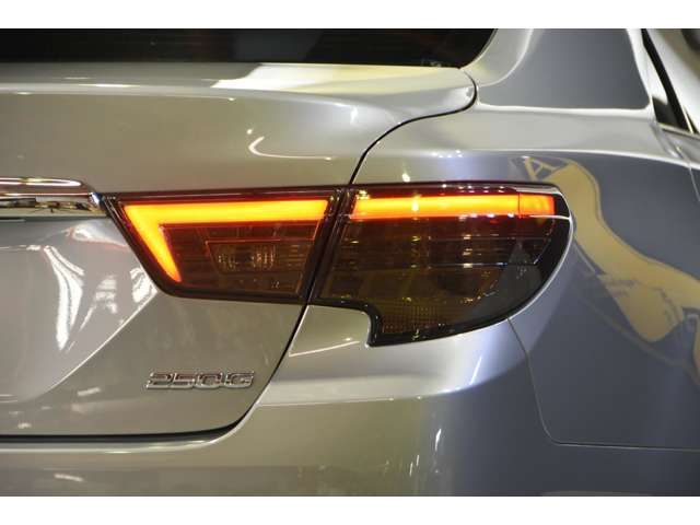 Toyota MARK X 2010-07 8396-10