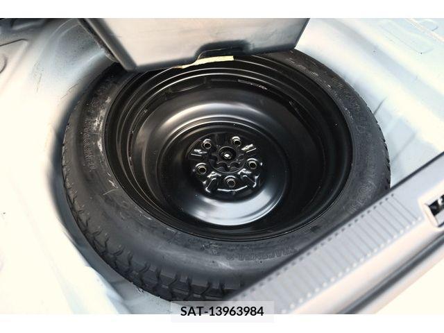Lexus HS 2012-06 354182-11