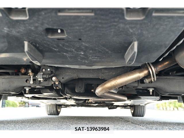Lexus HS 2012-06 354182-6