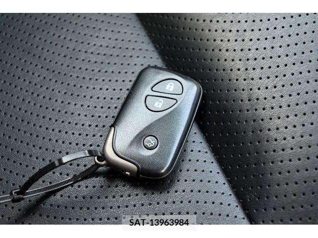 Lexus HS 2012-06 354182-27