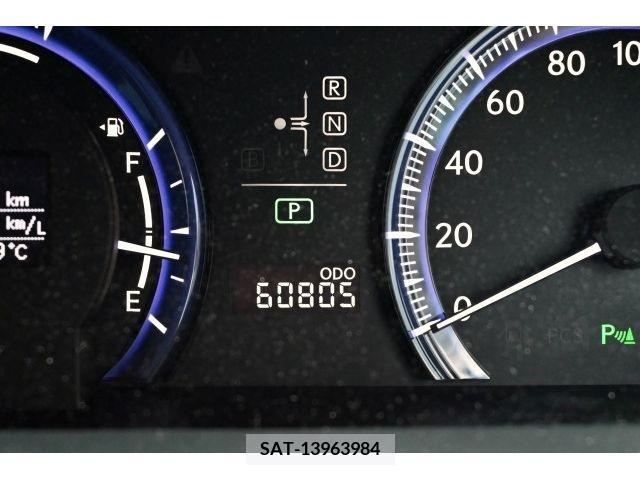 Lexus HS 2012-06 354182-23