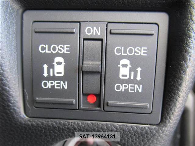 Honda N BOX CUSTOM 2018-04 337626-10