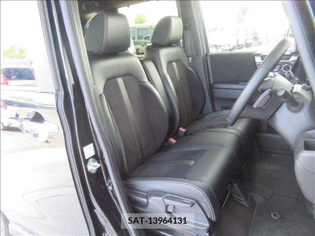 Honda N BOX CUSTOM 2018-04 337626-13
