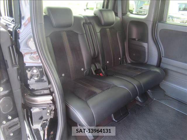 Honda N BOX CUSTOM 2018-04 337626-14