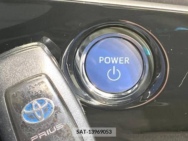Toyota PRIUS 2017-02 374869-6