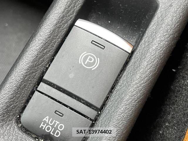 Nissan KICKS 2021-11 213321-6