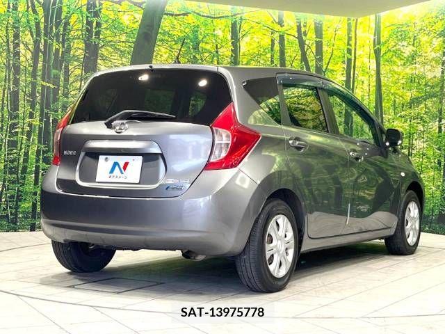 Nissan NOTE 2013-09 302321-17