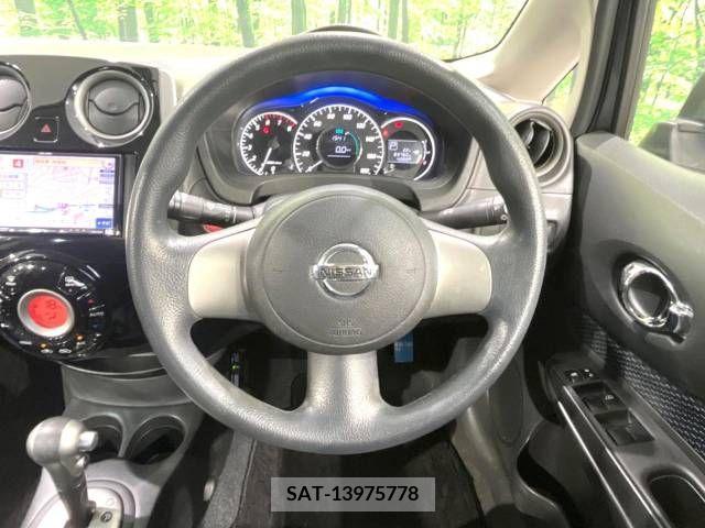 Nissan NOTE 2013-09 302321-11
