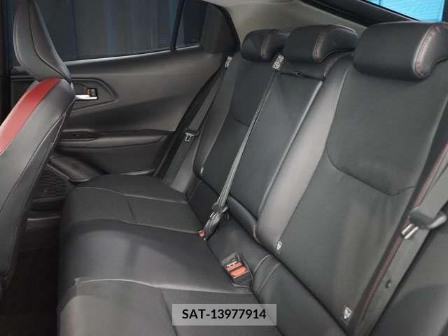 Toyota PRIUS 2023-02 254213-11