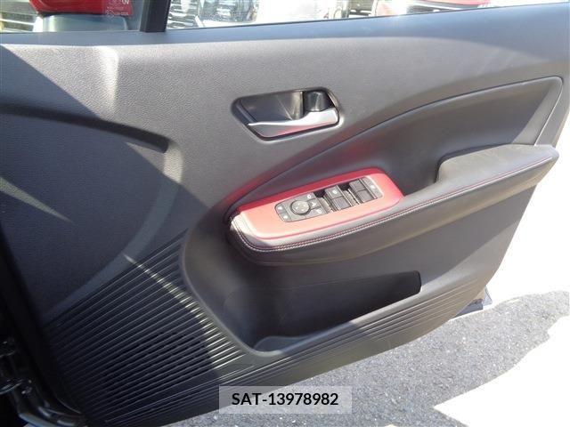 Nissan AURA 2022-07 352501-27