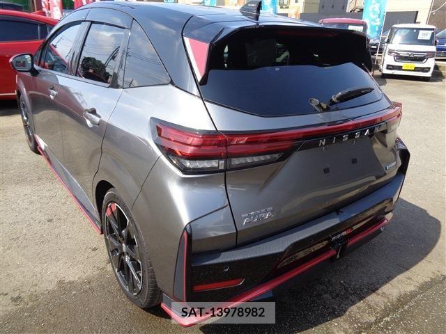 Nissan AURA 2022-07 352501-4