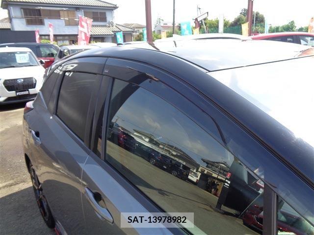 Nissan AURA 2022-07 352501-7