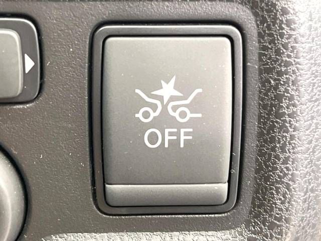Nissan NOTE 2017-03 16780-2