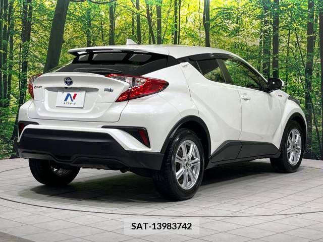 Toyota C-HR 2017-05 264175-17