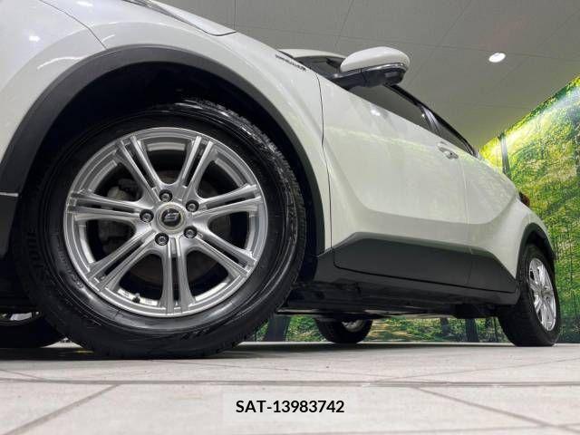 Toyota C-HR 2017-05 264175-13