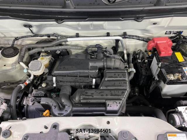 Suzuki HUSTLER 2019-01 379626-18