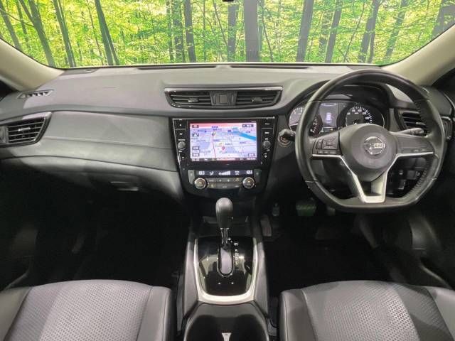 Nissan X-TRAIL 2018-05 11389-1