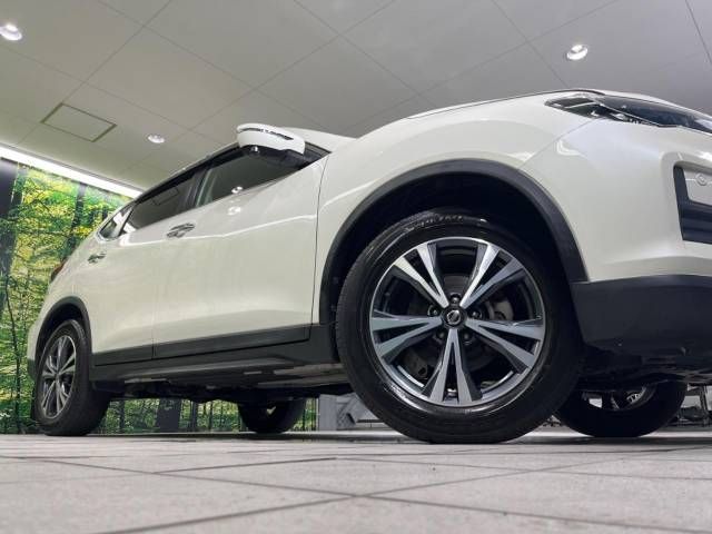 Nissan X-TRAIL 2018-05 11389-13