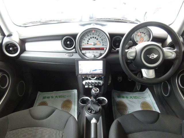 Bmw MINI 2008-02 1743-12