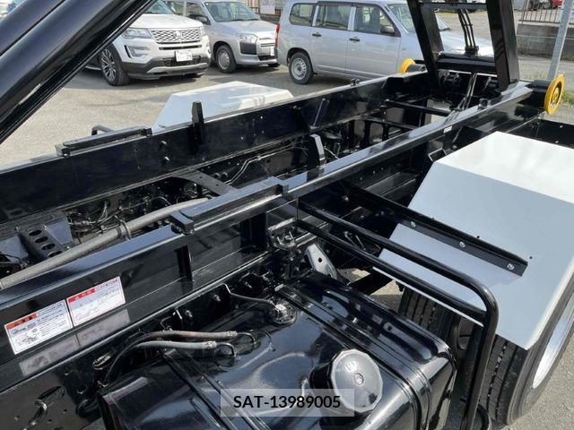 Hino RANGER 2006-04 240448-12
