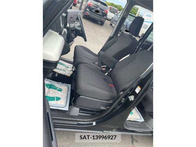 Suzuki SPACIA 2018-04 285628-8