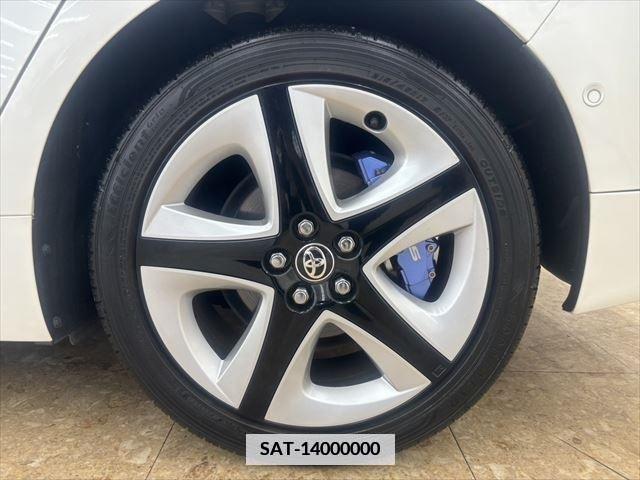 Toyota PRIUS 2017-11 366446-25