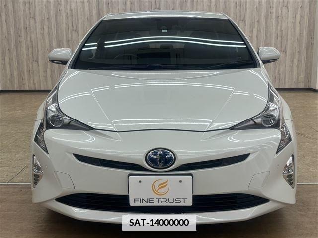 Toyota PRIUS 2017-11 366446-12