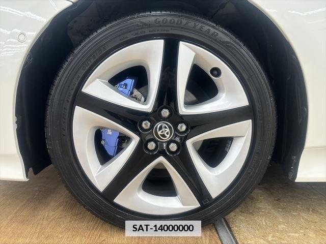 Toyota PRIUS 2017-11 366446-24